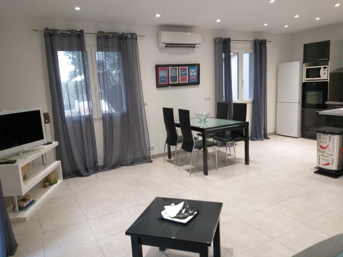 Elsanais Villa Figari  Ngoại thất bức ảnh